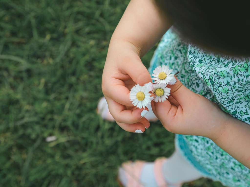 Sinnesspiele im Frühling die Kinder und dich beruhigen