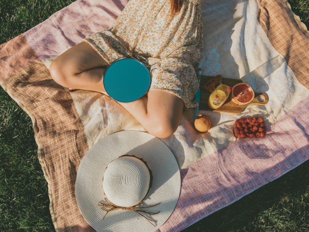 Ruhige Mutter draussen, Nervensystem regulieren Mama